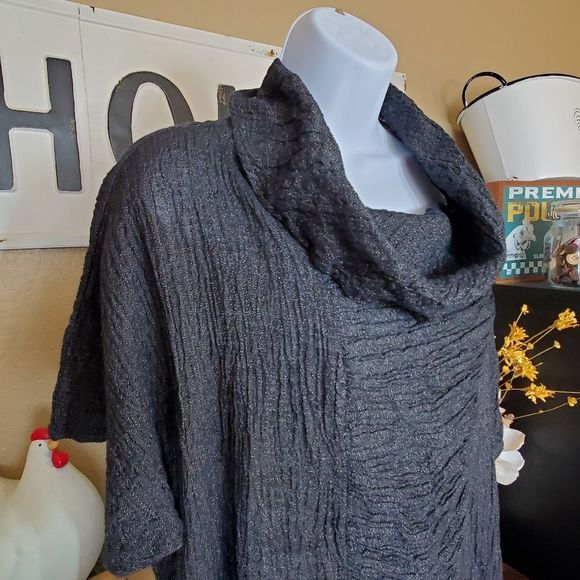 Khangura Marseille Cowl Neck Top Size 1X - Picture 3 of 4